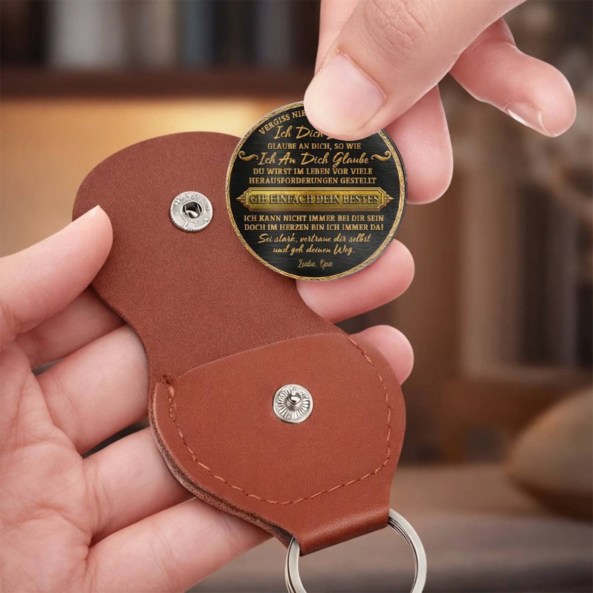DuSchaffstDas PersonalisiertesGeschenk_Leder TaschenanhangerFurEnkel2