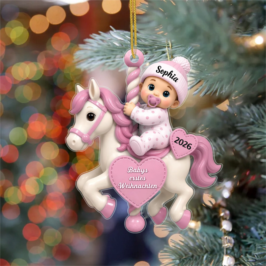 ErstesWeihnachtenDesBabysImKarussellhaus_PersonalisiertesGeschenkAcryl OrnamentFurNeugeborene_c609dfa5 f274 43eb 9e2b ee758f78f91a