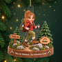 Ein_M_dchen_Das_Wandern_Liebt_ _Personalisiertes_Geschenk_Acryl_Christbaumschmuck_F_r_T_chter_Und_Enkelinnen2