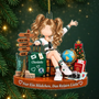 ReisebegeistertesMadchen_PersonalisiertesGeschenk Acryl OrnamentFurReiseliebhaberinnen