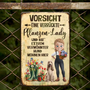 Zuhause_Der_Pflanzenfreunde_Personalisiertes_Geschenk_Metallschild_Fur_Gartenliebhaber_Tierfreunde_2